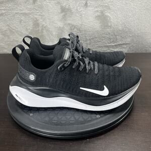 Nike Womens Size 8 ReactX Infinity Run 4 Low Black White Lace Up Athletic Shoes